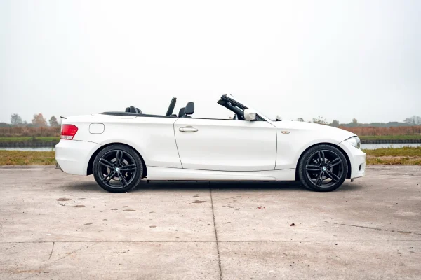 Foto 4 van fotogallerij BMW 118i uit 2010