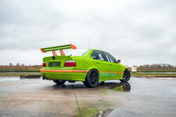 Foto 4 van fotogallerij BMW E36 325i Raceauto uit 1995