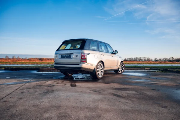 Foto 10 van fotogallerij Land Rover Range Rover uit 2013