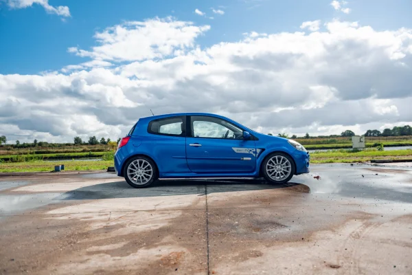 Foto 6 van fotogallerij Renault Clio RS uit 2007