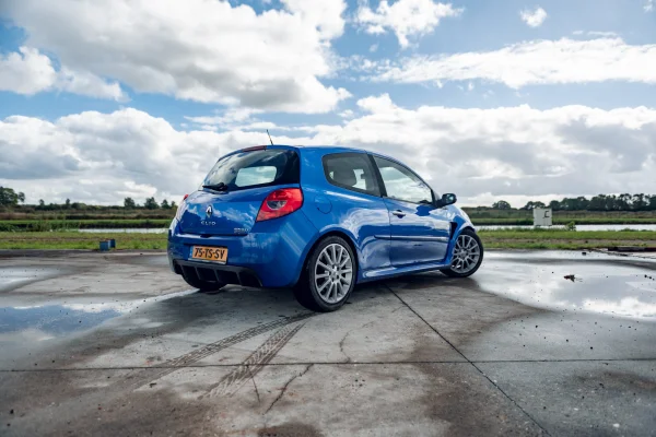 Foto 7 van fotogallerij Renault Clio RS uit 2007