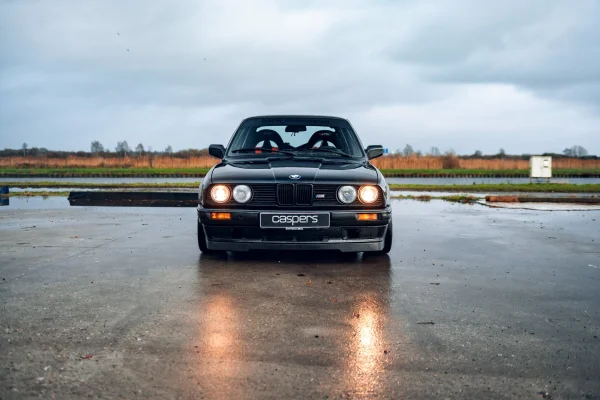 Foto 10 van fotogallerij BMW E30 325i uit 1987