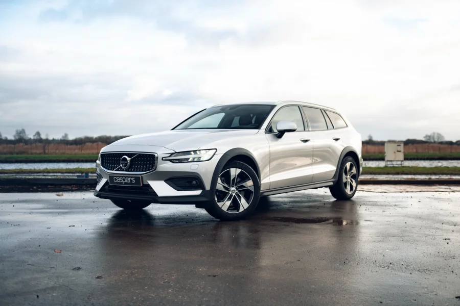 Foto 0 van fotogallerij Volvo V60 Cross Country uit 2020