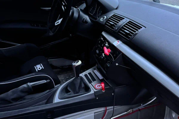 Foto 4 van fotogallerij BMW 1 serie e87 uit 2004