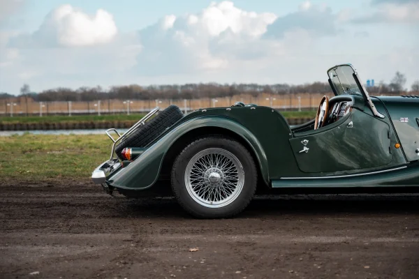 Foto 9 van fotogallerij Morgan Plus 2.0 4 2-seater uit 1993