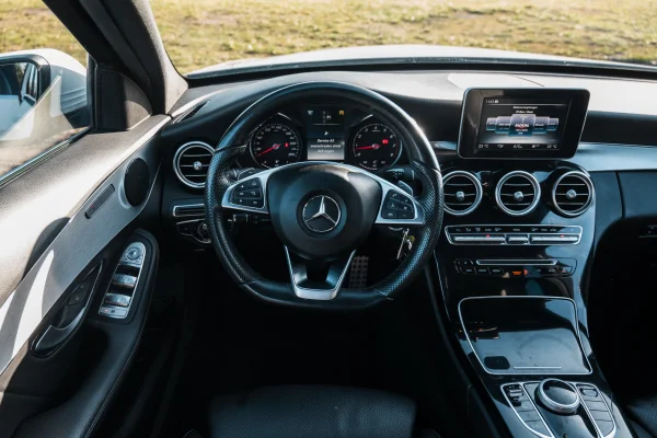 Foto 14 van fotogallerij Mercedes-Benz C-Klasse uit 2017