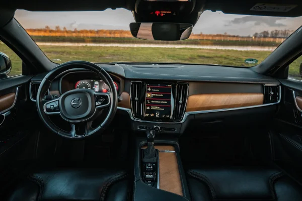 Foto 15 van fotogallerij Volvo V90 uit 2019