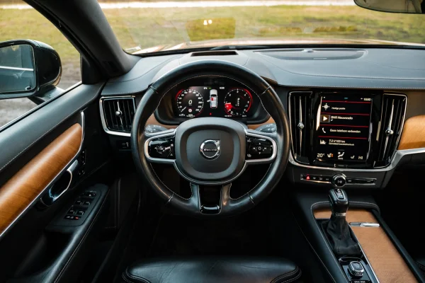Foto 16 van fotogallerij Volvo V90 uit 2019