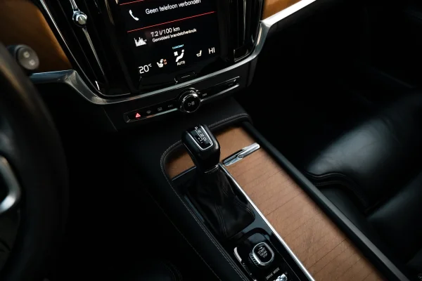 Foto 24 van fotogallerij Volvo V90 uit 2019