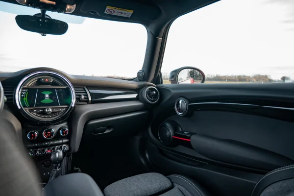 Foto 12 van fotogallerij MINI Cooper uit 2019