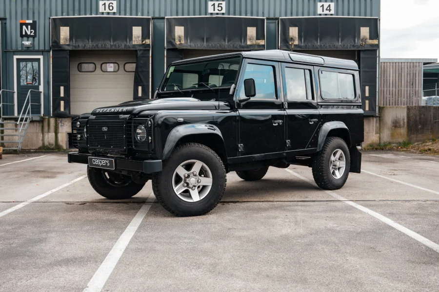 Foto 0 van fotogallerij Land Rover Defender 2.2 D SW 110