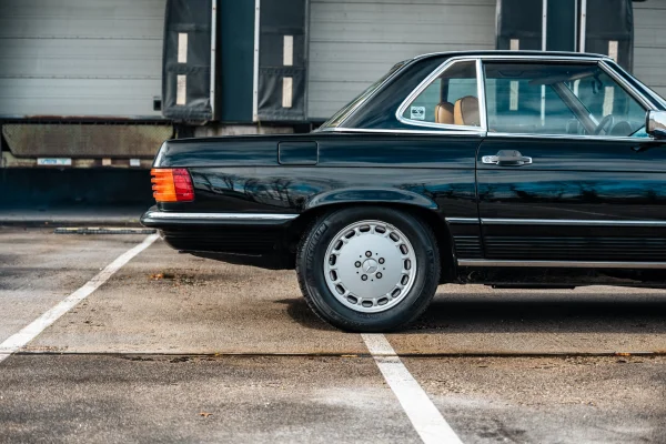 Foto 9 van fotogallerij Mercedes-Benz 560 SL uit 1986