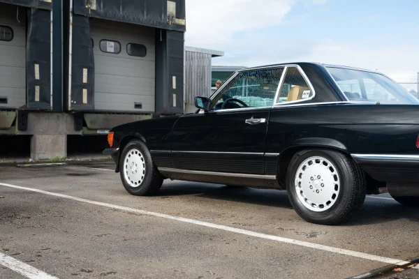 Foto 7 van fotogallerij Mercedes-Benz 560 SL uit 1986