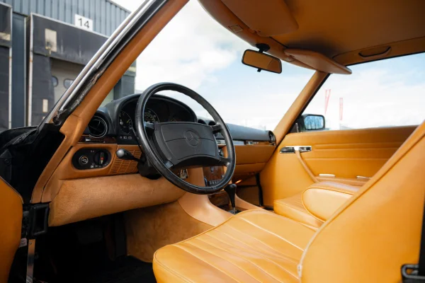 Foto 16 van fotogallerij Mercedes-Benz 560 SL uit 1986