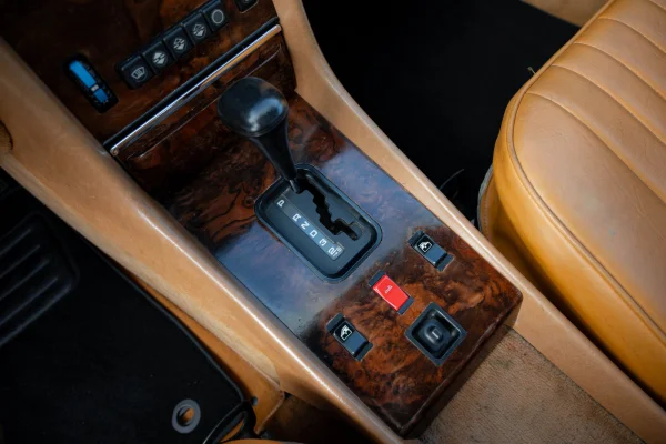 Foto 24 van fotogallerij Mercedes-Benz 560 SL uit 1986