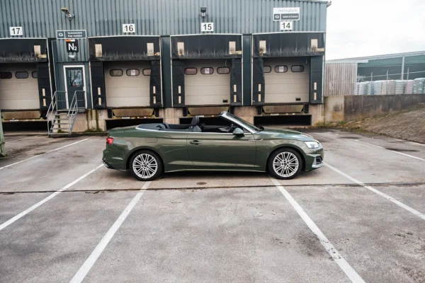 Foto 30 van fotogallerij Audi A5 Cabriolet 40 TFSI uit 2023