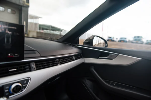 Foto 53 van fotogallerij Audi A5 Cabriolet 40 TFSI uit 2023