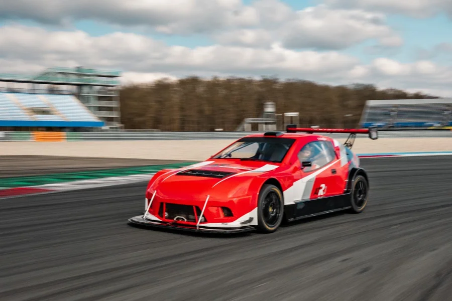 Foto 0 van fotogallerij AT Motorsport ATR3 uit 2016
