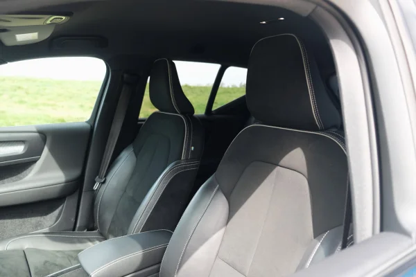 Foto 23 van fotogallerij Volvo XC40 T4 Recharge uit 2022