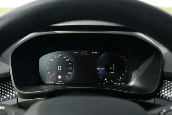 Foto 37 van fotogallerij Volvo XC40 T4 Recharge uit 2022