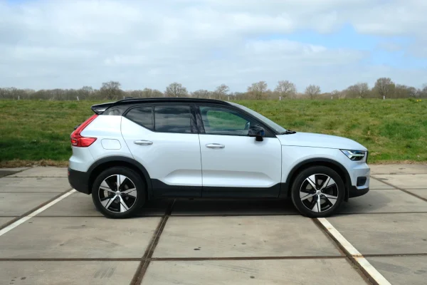 Foto 8 van fotogallerij Volvo XC40 T4 Recharge uit 2022