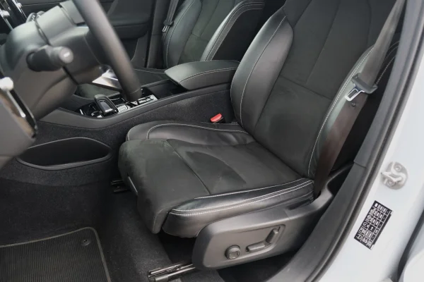 Foto 26 van fotogallerij Volvo XC40 T4 Recharge uit 2022