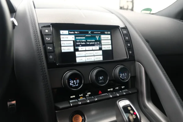 Foto 23 van fotogallerij Jaguar F-Type uit 2016