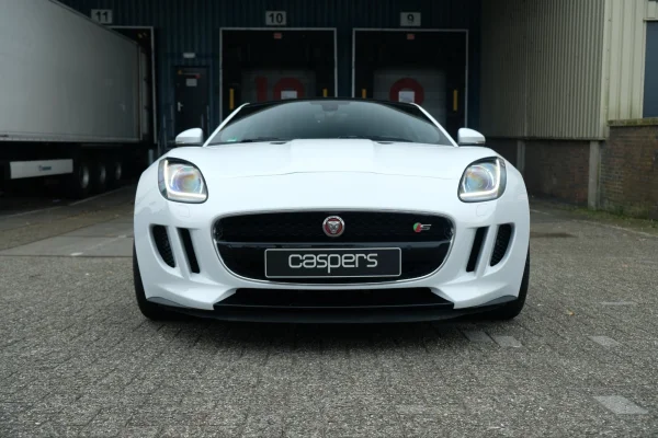 Foto 10 van fotogallerij Jaguar F-Type uit 2016