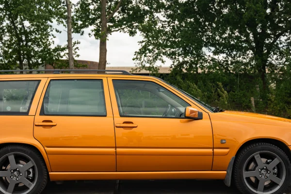 Foto 9 van fotogallerij Volvo V70 R uit 1998