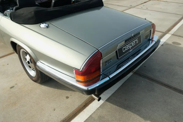 Foto 11 van fotogallerij Jaguar XJS uit 1988