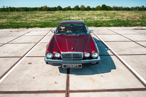 Foto 1 van fotogallerij Jaguar XJ uit 1987
