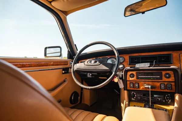 Foto 14 van fotogallerij Jaguar XJ uit 1987
