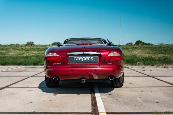 Foto 13 van fotogallerij Jaguar XK8 uit 1998
