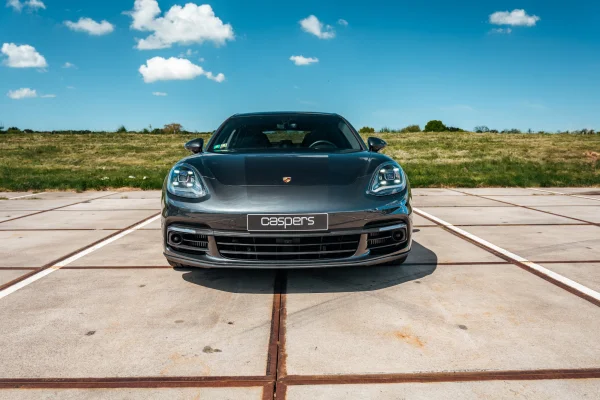 Foto 3 van fotogallerij Porsche Panamera Sport Turismo uit 2020