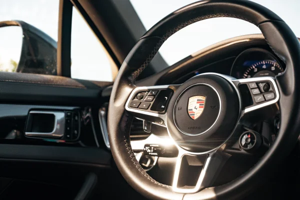 Foto 30 van fotogallerij Porsche Panamera Sport Turismo uit 2020