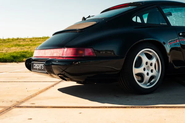 Foto 7 van fotogallerij Porsche 911 964 uit 1990