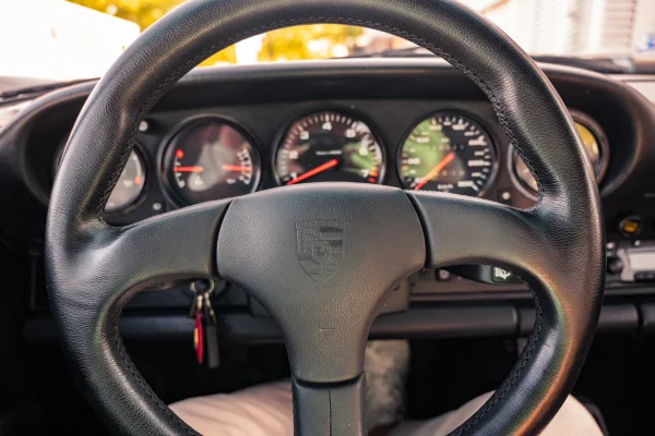 Foto 18 van fotogallerij Porsche 911 964 uit 1990