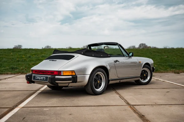 Foto 2 van fotogallerij Porsche 911 uit 1983