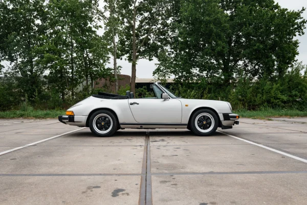 Foto 10 van fotogallerij Porsche 911 uit 1983