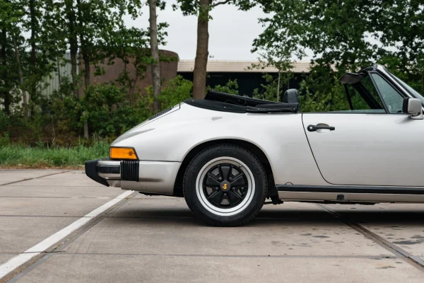 Foto 11 van fotogallerij Porsche 911 uit 1983