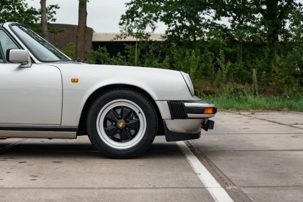 Foto 2 van fotogallerij Porsche 911 uit 1983