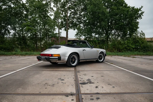 Foto 13 van fotogallerij Porsche 911 uit 1983