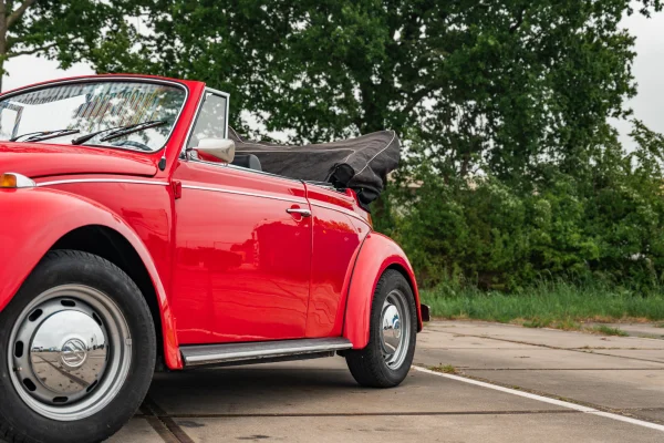 Foto 11 van fotogallerij Volkswagen Kever Cabriolet uit 1971