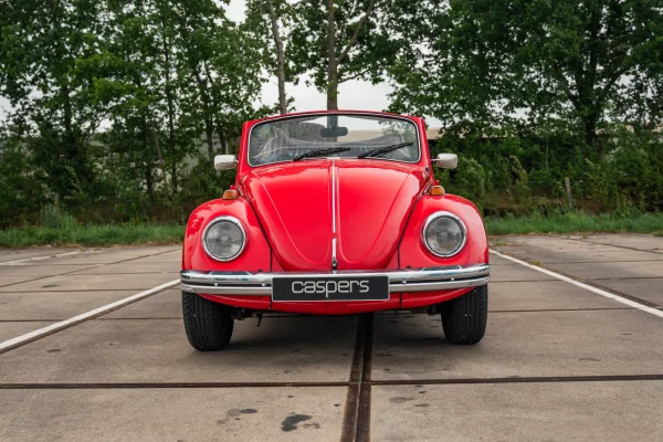 Foto 13 van fotogallerij Volkswagen Kever Cabriolet uit 1971