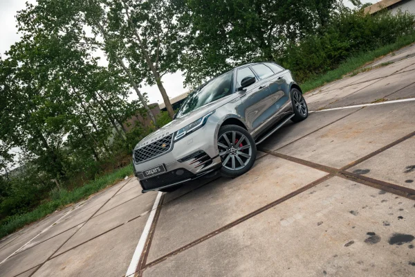 Foto 8 van fotogallerij Land Rover Range Rover Velar uit 2019