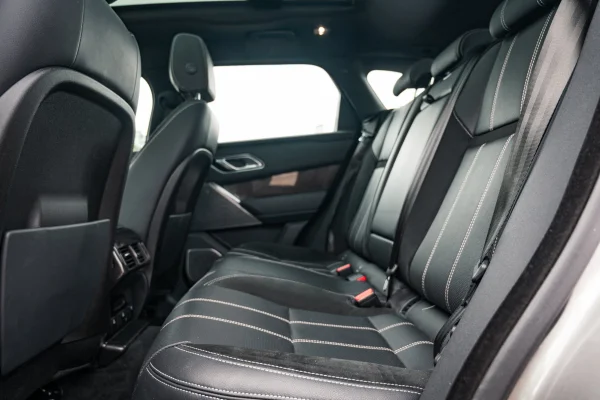 Foto 16 van fotogallerij Land Rover Range Rover Velar uit 2019