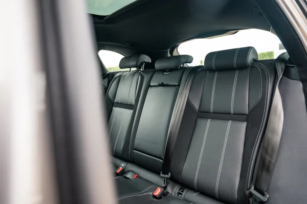 Foto 17 van fotogallerij Land Rover Range Rover Velar uit 2019