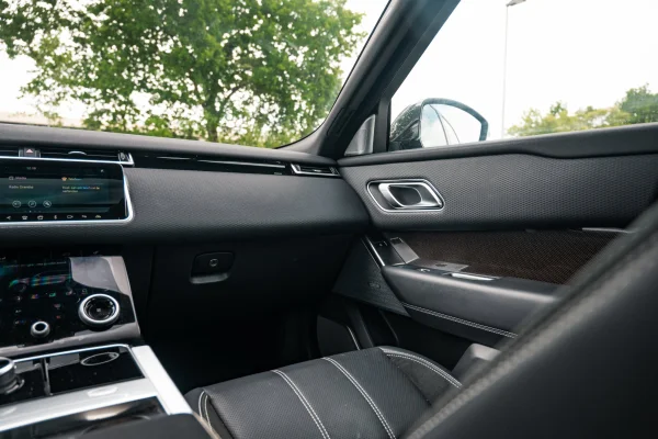 Foto 19 van fotogallerij Land Rover Range Rover Velar uit 2019