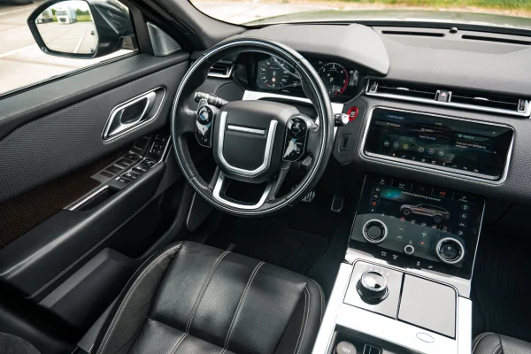 Foto 1 van fotogallerij Land Rover Range Rover Velar uit 2019