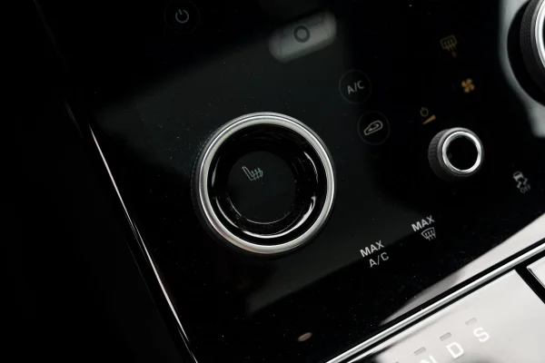 Foto 28 van fotogallerij Land Rover Range Rover Velar uit 2019